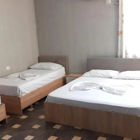 Lulzim Appartement *